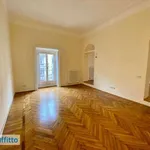 Affitto 4 camera appartamento di 162 m² in Milan