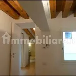 Rent 4 bedroom apartment of 100 m² in Padua