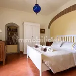 Rent 4 bedroom apartment of 120 m² in Arezzo