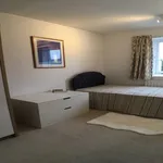 Rent 4 bedroom flat in Oxford