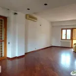 Rent 5 bedroom house of 210 m² in Rome