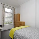 Rent 5 bedroom flat in South West England