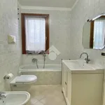 Rent 4 bedroom apartment of 156 m² in Castelfranco Veneto