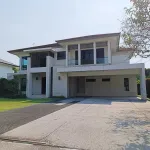 Rent 4 bedroom house of 398 m² in Nonthaburi City Municipality