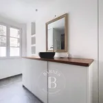 Rent 2 bedroom apartment of 50 m² in Paris