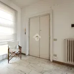 Rent 3 bedroom apartment of 104 m² in Roma