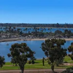 Rent 1 bedroom apartment of 400 m² in San Diego