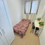 Rent 3 bedroom apartment in Madrid