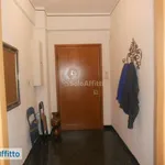 Affitto 4 camera appartamento di 120 m² in Genoa