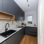 Rent 2 bedroom apartment of 174 m² in Zadar