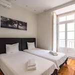 Rent 3 bedroom apartment in lisbon