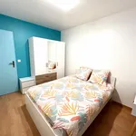 Rent 13 bedroom house in Paris