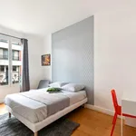 Rent 11 bedroom apartment in Paris