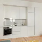 Rent 1 bedroom apartment in Lisbon