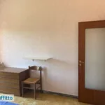 Affitto 3 camera appartamento di 85 m² in Bologna