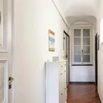 Rent 2 bedroom apartment in Genoa