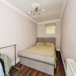 Flat to rent in Queens Gardens, Eastbourne BN21