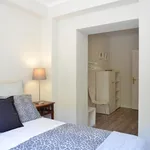 Rent 3 bedroom apartment in Lisbon