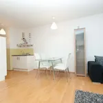 Rent 2 bedroom apartment of 58 m² in Prague