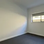 Rent 4 bedroom apartment in Rathscar West