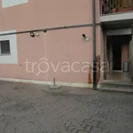 Appartamento in affitto a Chieri via Imbiancheria, 16, giardino privato, box, riscaldamento autonomo - TrovaCasa