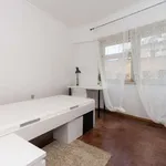 Rent a room in lisbon