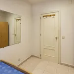 Rent a room of 85 m² in madrid