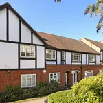 Rent 2 bedroom apartment in Weybridge