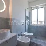 Rent 2 bedroom apartment of 70 m² in Milano