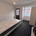 Rent 2 bedroom house in West Midlands