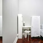 Rent a room in lisbon