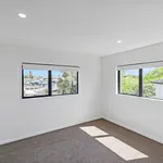 Rent 5 bedroom house in Ōtara-Papatoetoe