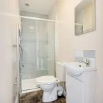 Rent 5 bedroom apartment in Canterbury