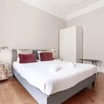 Rent 4 bedroom apartment in Lisbon