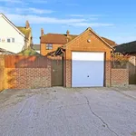 Rent 4 bedroom house in Mid Sussex