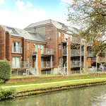 Rent 2 bedroom flat in Guildford