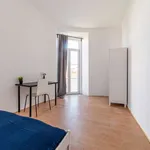 Rent a room in lisbon