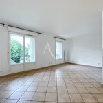 Rent 1 bedroom apartment of 32 m² in MELUNT