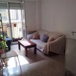 Rent a room of 70 m² in valencia