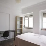 Rent 7 bedroom apartment in Lisbon