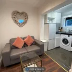 Flat to rent in Oxford Road, Reading RG30