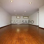 Rent 4 bedroom house of 270 m² in Cidade da Maia