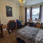 Rent 6 bedroom house in East Midlands