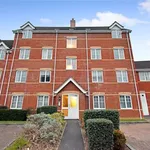 Flat to rent in Windsor Court, Newbury, Berkshire RG14