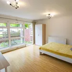 Rent 3 bedroom flat in West Midlands