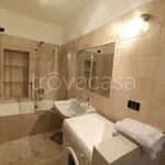 Rent 1 bedroom apartment of 40 m² in Milano