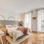 Appartement de 84 m² avec 4 chambre(s) en location à Paris