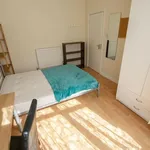 Rent 5 bedroom flat in West Midlands