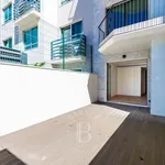 Rent 2 bedroom apartment of 94 m² in Lisbon