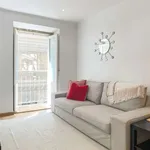 Rent 1 bedroom apartment of 40 m² in lisbon